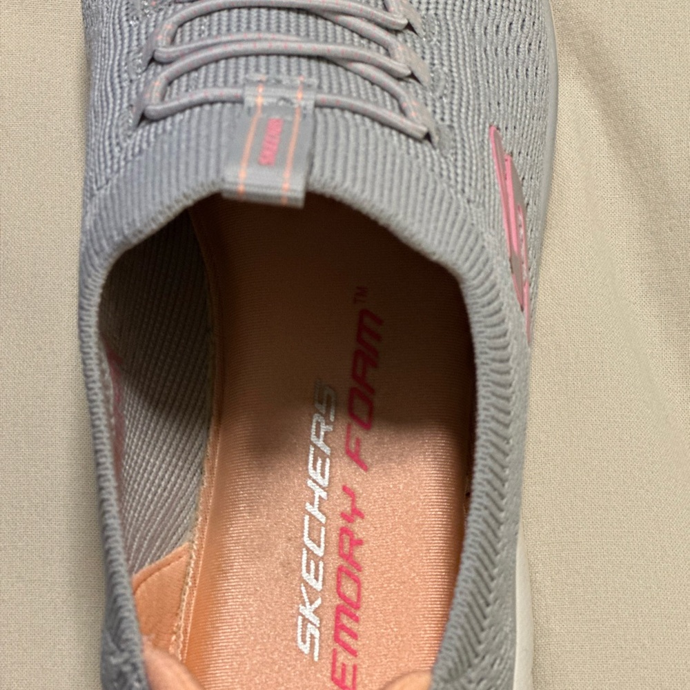 Skechers Summits vegan washable bungee sneakers women’s 7.5 - Picture 4 of 4